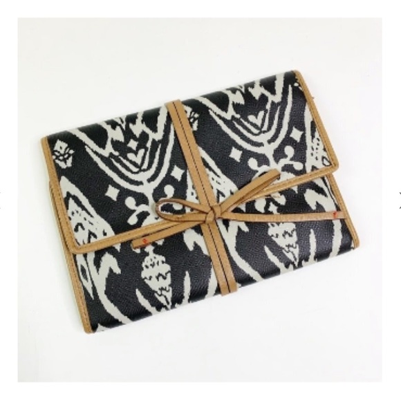 Stella & Dot Handbags - Stella & Dot ikat jewelry bag travel case black